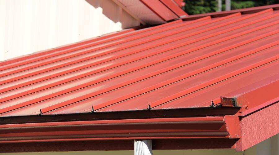 Professional gutter cleaning services in Shirley, IN